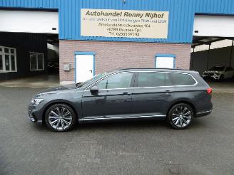 skadebil auto Volkswagen Passat GTE R-LINE PLUG-IN PANORAMADAK ACC VIRTUAL COCKPIT MASSAGE 2020/11