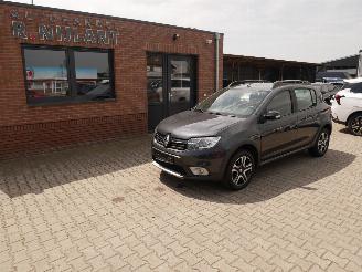 krockskadad bil auto Dacia Sandero STEPWAY  RENAULT SANDERO 2021/3