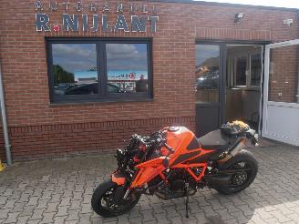 damaged motor cycles KTM  1350 SUPER DUKE R 2025/4