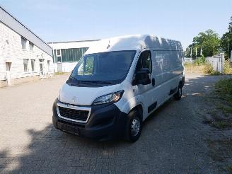 krockskadad bil bedrijf Peugeot Boxer L3H2 PREMIUM BLUE HDI 1 2022/7