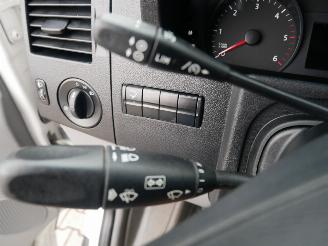 Volkswagen Crafter KOFFER picture 17