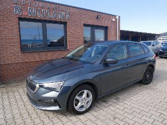 Vaurioauto  passenger cars Skoda Scala AMBITION 2020/7