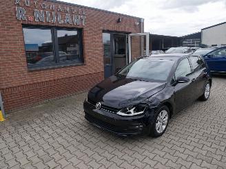Unfallwagen Volkswagen Golf 1.6 TDI COMFORTLINE 2016/6