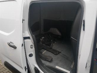 Fiat Doblo L1H1 VIRTUAL COCKPIT AUTOMAAT picture 13