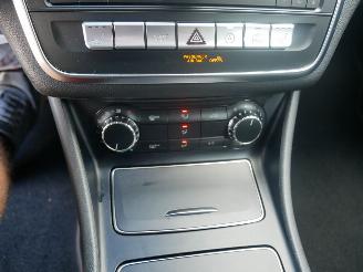 Mercedes Cla-klasse CLA 220D SHOOTING BRAKE AMG ALCANTARA LED picture 18