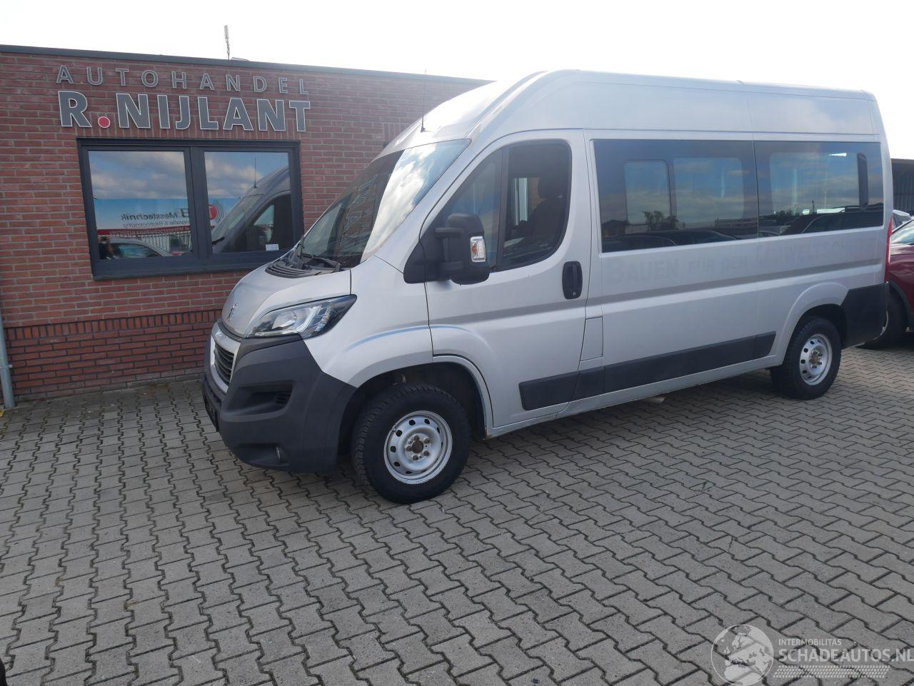 Peugeot Boxer L2H2 8 PERSOONS