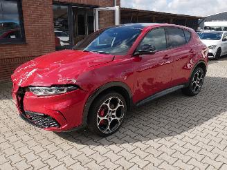 krockskadad bil auto Alfa Romeo Tonale VELOCE PANORAMADAK LEER LED ACC 2024/3