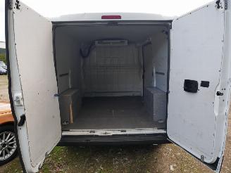 Peugeot Boxer L1H1 MOTORSCHADE picture 11