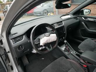 Skoda Octavia RS 245 DSG PANORAMADAK ALCANTARA LED picture 9