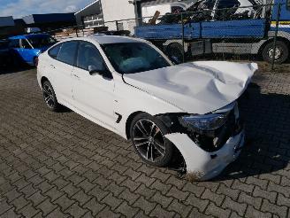 Coche accidentado BMW 3-serie 320 GRAN TOURISMO M-SPORT XDRIVE 2016/1