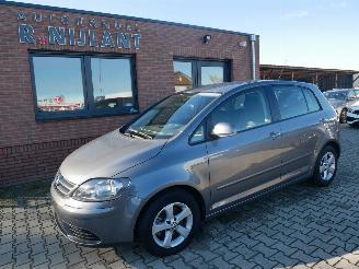 Voiture accidenté Volkswagen Golf plus TOUR   66739 km 2007/2