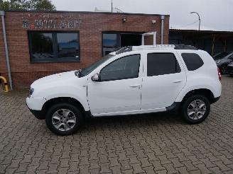 skadebil auto Dacia Duster  2016/8