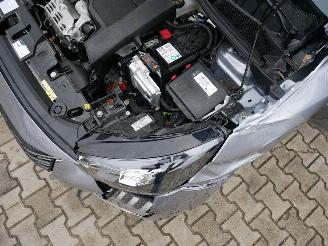 Peugeot 208 ALLURE picture 8