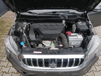 Suzuki SX4 CROSS LEER LED PANORAMADAK picture 7