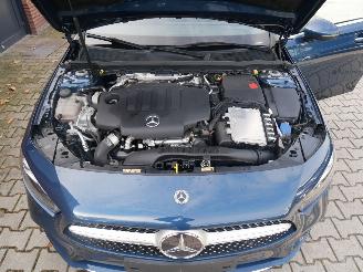 Mercedes A-klasse A 200 D AMG LINE ALCANTARA picture 9