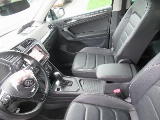 Volkswagen Tiguan 1.5TSI 150pk DSG-Aut. R-LINE Climatronic Leer Navi Panorama-D Camera ..... picture 15