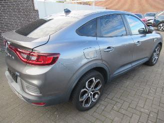 skadebil auto Renault Arkana 1.6E-TECH AUT. Hybrid Climatronic Navi Camera.... 2022/6