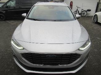 Ford Focus 1.5D EcoBlue AUT. LKW  TiTanium  Climat Navi Camera StoelVerwarming...... picture 3