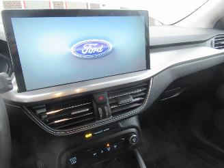 Ford Focus 1.5D EcoBlue AUT. LKW  TiTanium  Climat Navi Camera StoelVerwarming...... picture 14