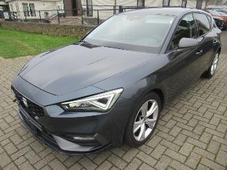 skadebil auto Seat Leon Leon 1.0TSI  FR  Climatronic Navi HalfLeer Stoel/StuurVerwarming Keyless-Go ... 2021/3