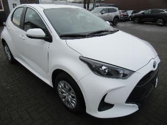 Toyota Yaris 1.5HYBRID Aut. 56.200km  Climat Camera CruiseControl....... picture 3