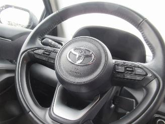Toyota Yaris 1.5HYBRID Aut. 56.200km  Climat Camera CruiseControl....... picture 16
