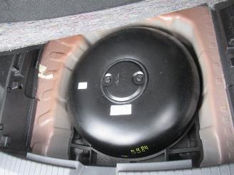 Dacia Duster Eco-G  Lpg Gas/Benzine 16.800km!! Climatronic Navi 360Cam Keyless-Go Stoel/Stuur-Verwarming.... picture 19