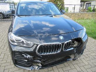 BMW X2 S-Drive18i Climatronic Leer Navi StoelVerwarming..... picture 3