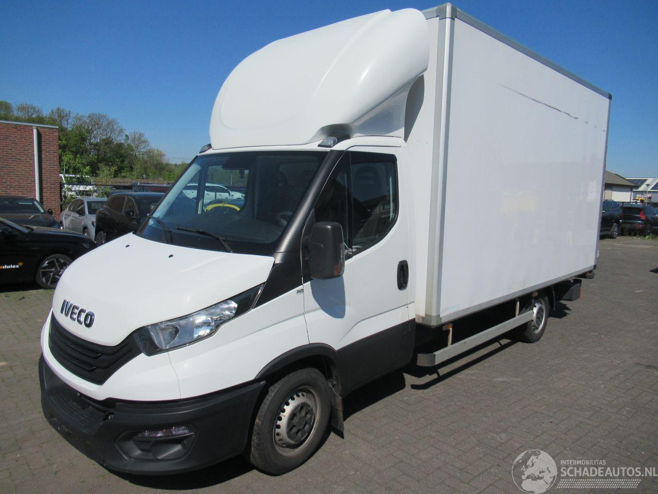 Iveco Daily 35S18 KOFFER 3.0D Aut.Climatronic CruiseControl Dhollandia-Lift....