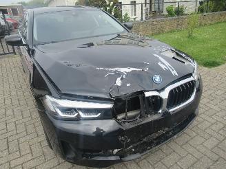 BMW 5-serie 520E Lim. Aut. PluginHybrid  62.241km!! VirtualCockpit Climatronic Leer Navi Camera StoelVerwarming..... picture 5