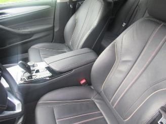 BMW 5-serie 520E Lim. Aut. PluginHybrid  62.241km!! VirtualCockpit Climatronic Leer Navi Camera StoelVerwarming..... picture 21