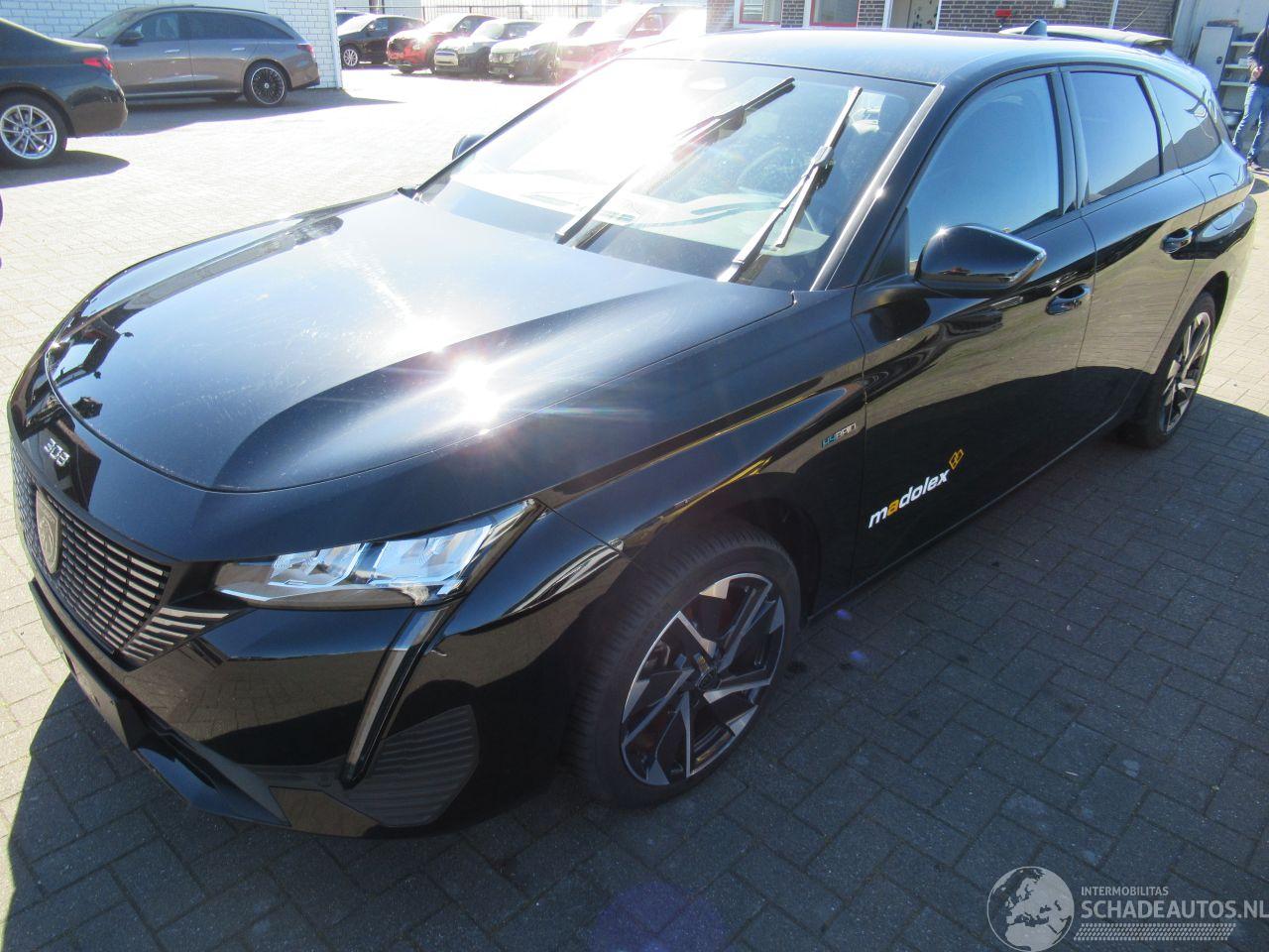 Peugeot 308 1.6 PluginHybrid EAT8 aut. VirtualCockpit Navi HalfLeer Camera........
