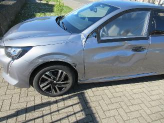 Peugeot 208 1.5 BlueHdi 100 Allure  Climatronic Navi Camera CruiseControl..... picture 8