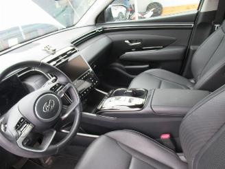 Hyundai Tucson 1.6 HYBRID Aut.28.985km Climatronic Leer Navi Camera Stoel/Stuur Verwarming Krell-Sound picture 17