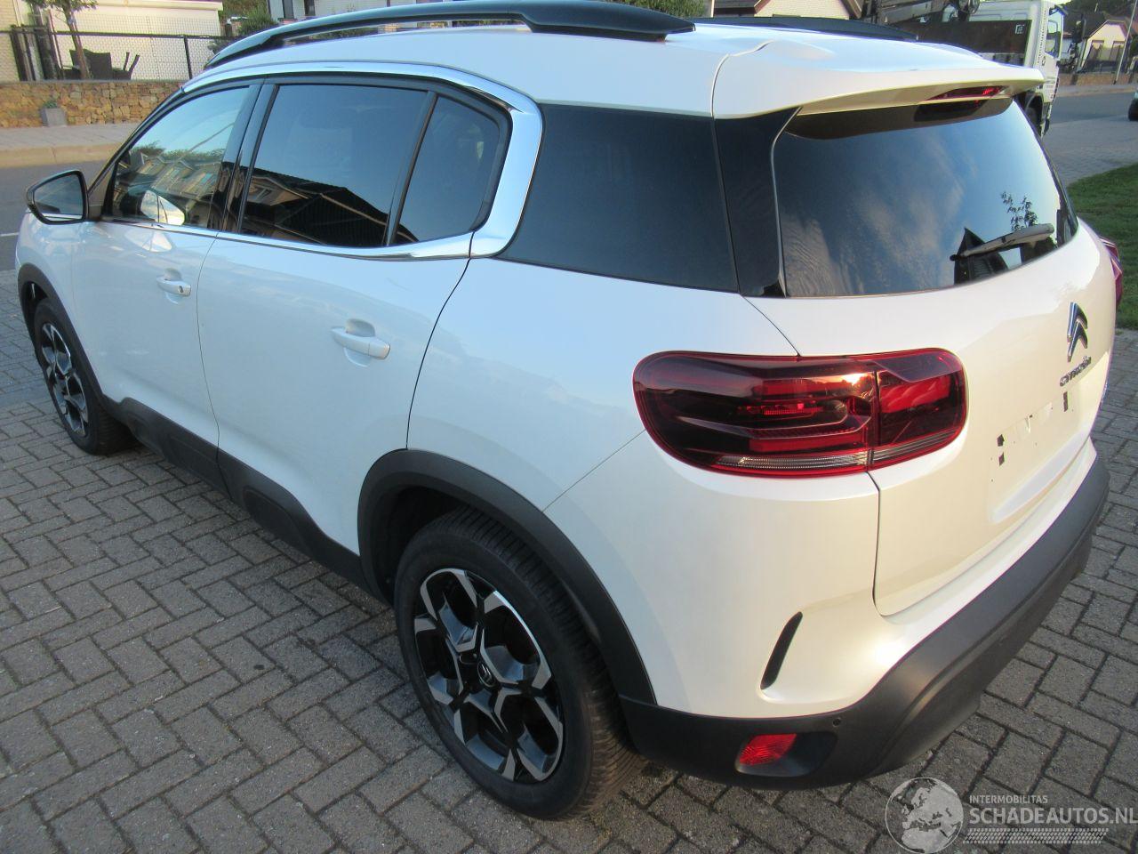 Citroën C5 Aircross 1.5BlueHdi 130 AUT.S&S VirtualCockpit Leer/Alcantara Keyless-Go StoelVerwarming Navi>Android auto 7.900Netto