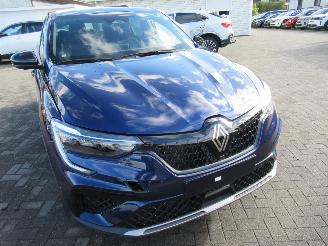 Vaurioauto  passenger cars Renault Arkana 1.6 E-TECH Hybrid Aut. Techno  Climat HalfLeer Navi Camera Keyless-Go ..... 2025/11