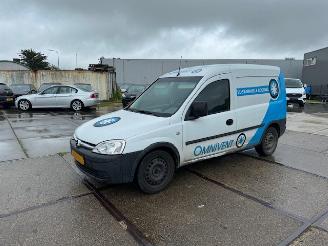 Schadeauto Opel Combo 1.3 CDTI AIRCO 2011/11