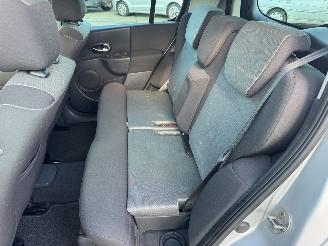 Renault Modus 1.4 16v Dynamique picture 13