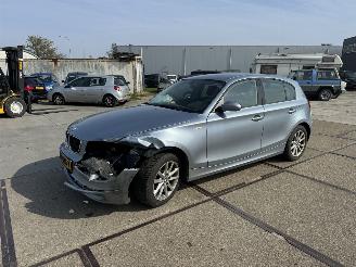 skadebil auto BMW 1-serie 116i 2010/1