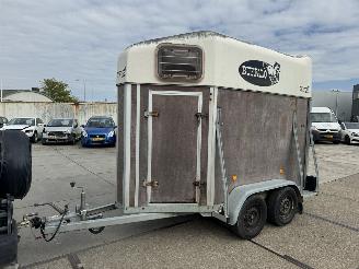 danneggiata carrello Henra  1.5 paard strailer 2004/6