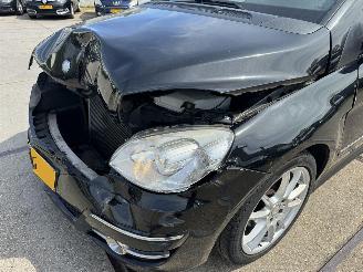 Mercedes B-klasse B180 automaat picture 16