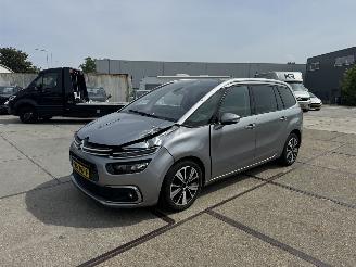 uszkodzony samochody osobowe Citroën Grand C4 Picasso 1.2 Pure tech Business 2018/1