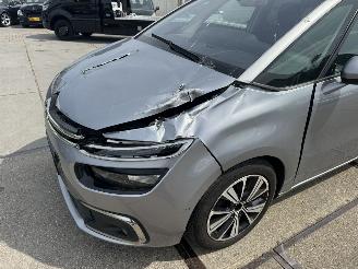 Citroën Grand C4 Picasso 1.2 Pure tech Business picture 18