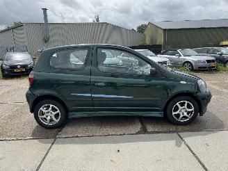 Toyota Yaris 1.0 16v  VVT-i Sol picture 17