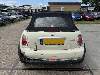 Mini Cabrio 1.6 Cooper Chilli picture 11