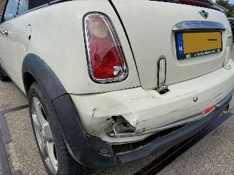 Mini Cabrio 1.6 Cooper Chilli picture 12