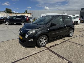 Schadeauto Renault Twingo 1.2 16v Dynamique 2013/1