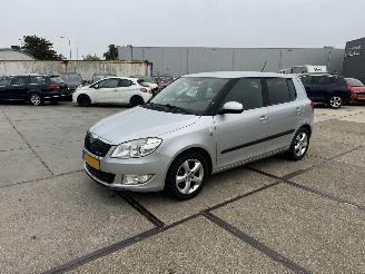 krockskadad bil auto Skoda Fabia 1.2 TDI Greenline 2011/3
