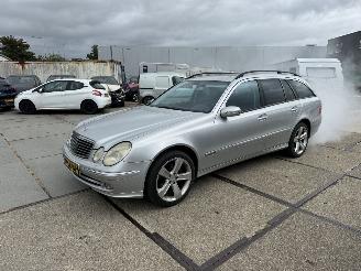 damaged passenger cars Mercedes E-klasse 240 Combi 2003/4