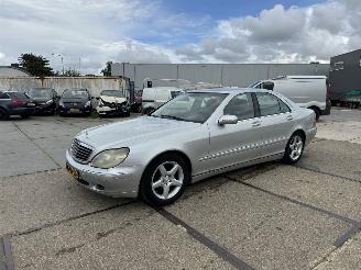 Auto incidentate Mercedes S-klasse 320 2001/6